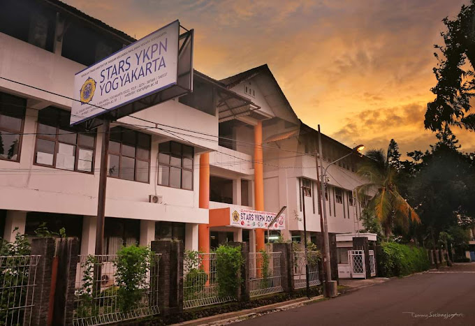 Sekolah Tinggi Arsitektur YKPN Yogyakarta (STARS YKPN)